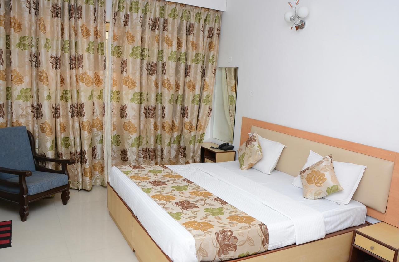 Hotel Sunrise Panaji Bagian luar foto