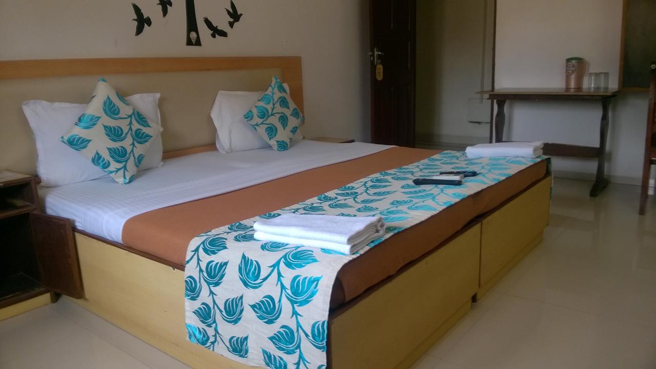 Hotel Sunrise Panaji Bagian luar foto